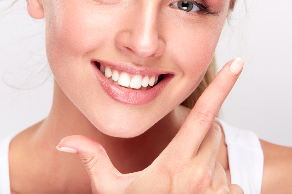 how to maintain a white smile after teeth whitening